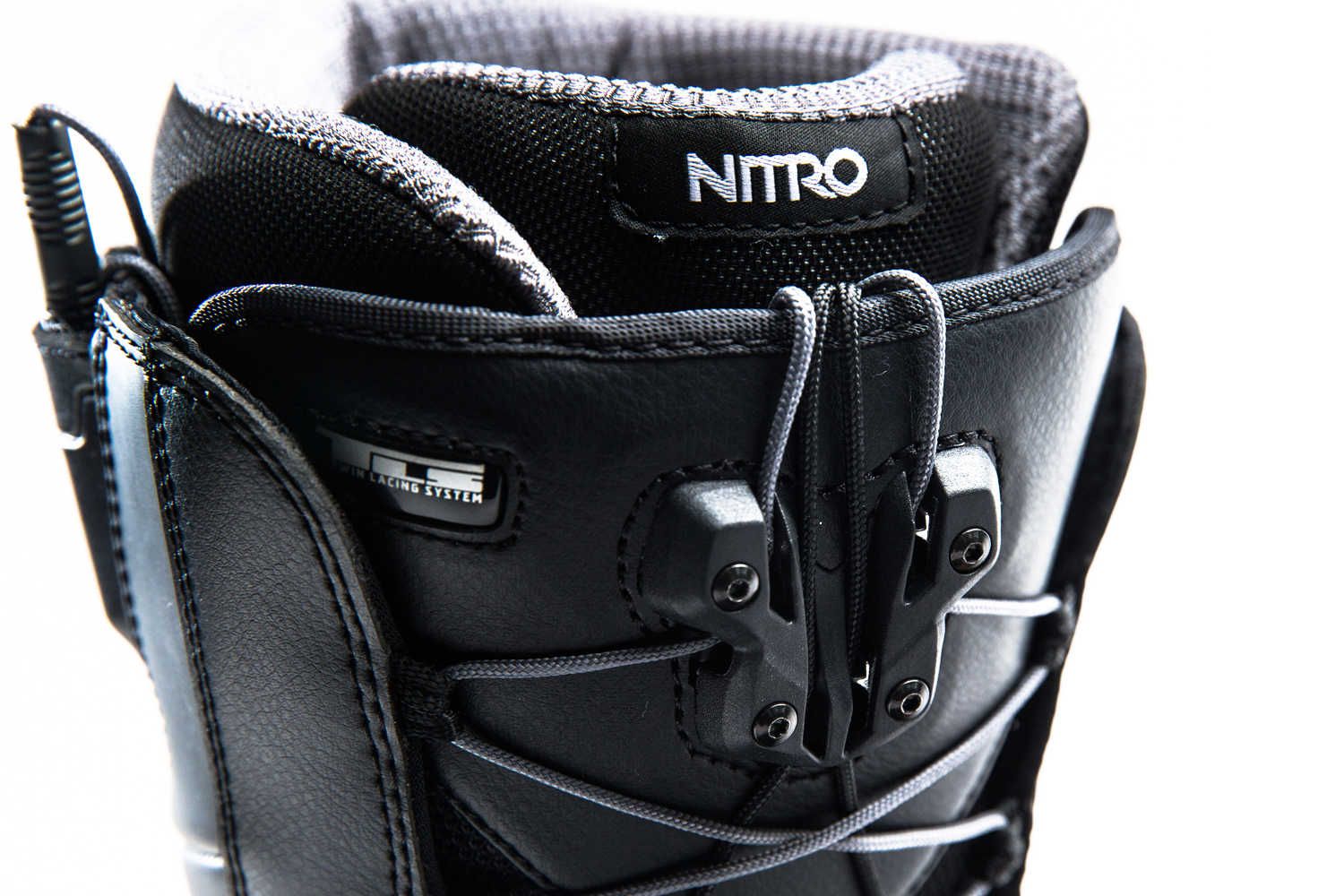 Boots snowboard nitro Anthem noir 2018